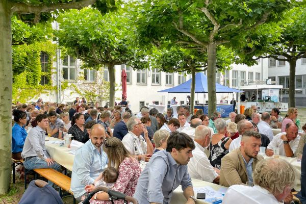 22_07_08_Sportlerehrung_07_Stadt Rüsselsheim am Main.jpeg