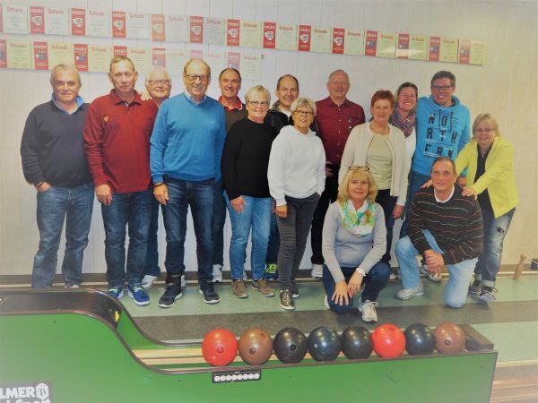 Hier ein kurzer Text mit Schlüsselwörtern über das Bild: z.B. Hockey Knaben B Endspiel Main 02/2017