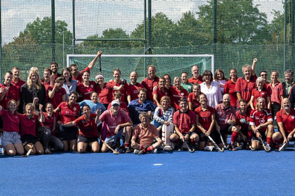 h100JahreRRK_Hockey_alleLegenden5531.jpg