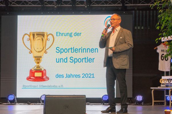 22_07_08_Sportlerehrung_02805_Stadt Rüsselsheim am Main.jpeg