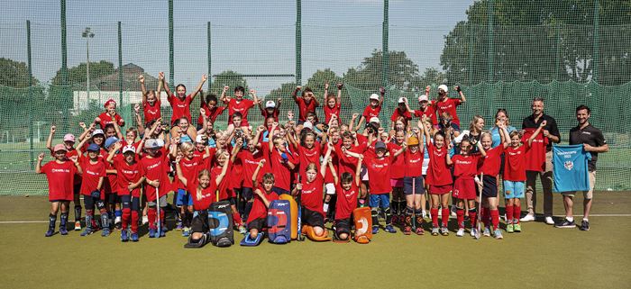 3406RRK_HockeyCamp2022team.jpg